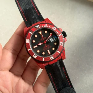 Submariner DIW Red Carbon VSF 1:1 Best Edition Black Dial on Black Nylon Strap VS3135